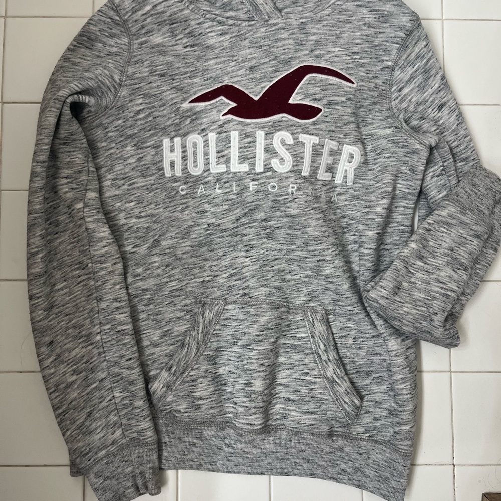 hollister heather grey hoodie